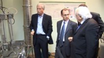 Визит Б.В. Грызлова и С.В. Кириенко в лаборатории В Петрика