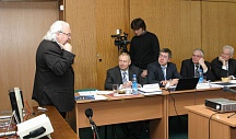 Доклад В. Петрика в Российской академии наук о новых научных и технологических разработках